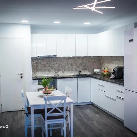 Bella House Апартаменти Клуж-Напока